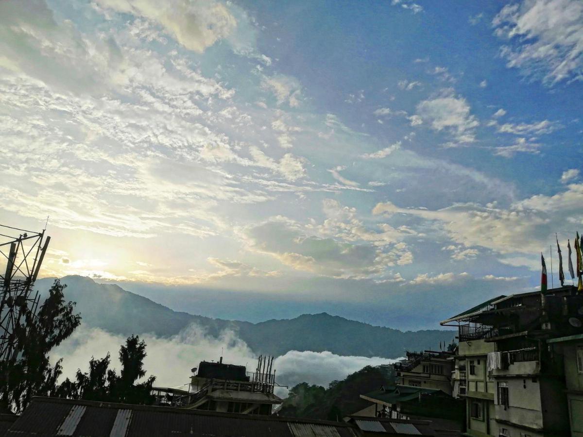 Hotel Nindik Gangtok Ngoại thất bức ảnh